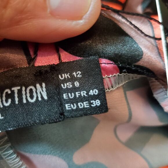 First Distraction The Label Shirt Dress In Multi Retro Print Size 8 NWT - Picture 8 of 11